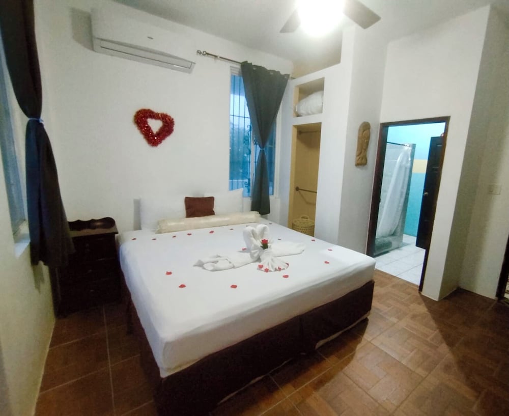 Family Apartment, Multiple Beds, Kitchen, Sea View photo 3