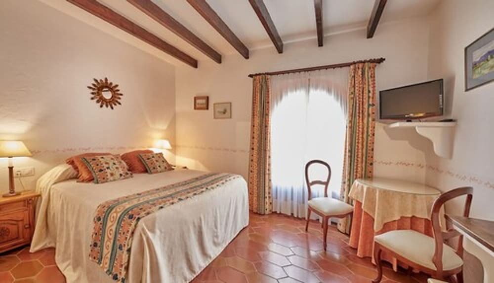 Economy Double Room photo 3