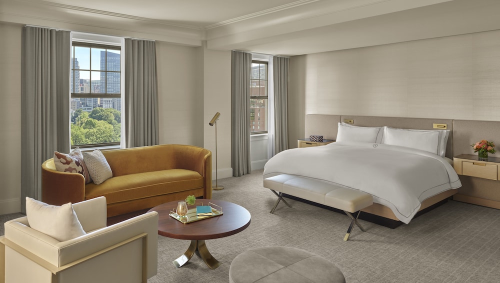 Room (Mansion) thumbnail 5