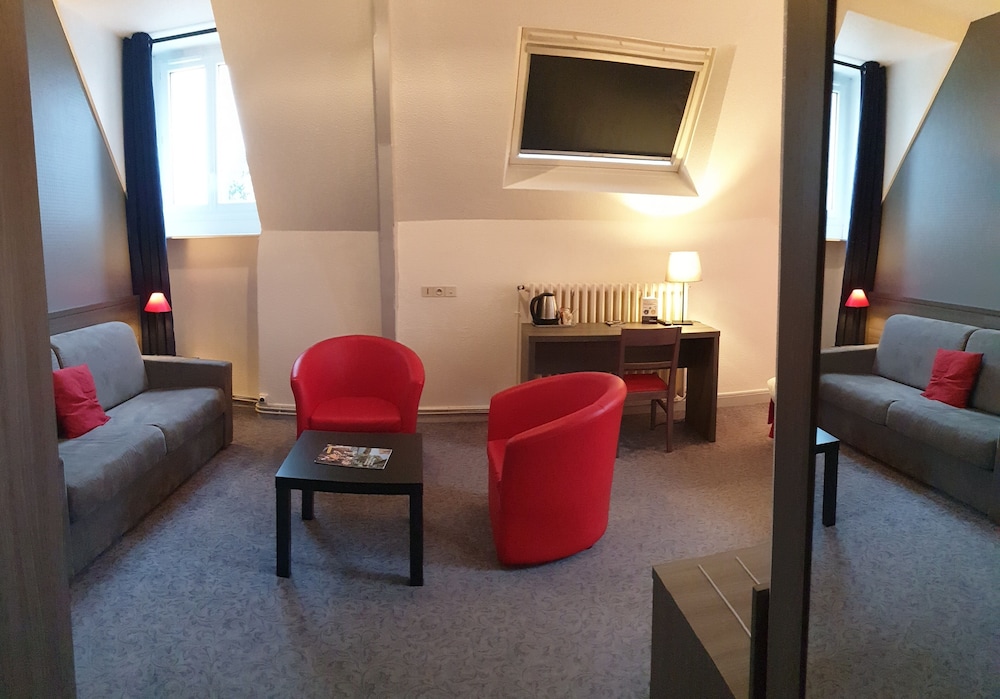 Family Room - Photo 3