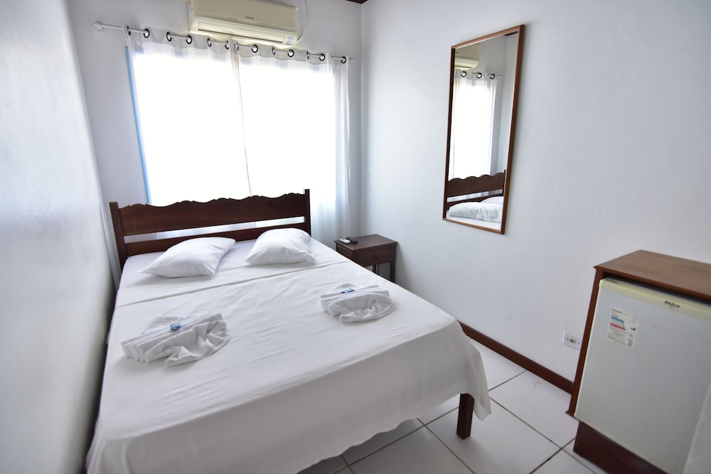 Economy Twin Room - Photo 1