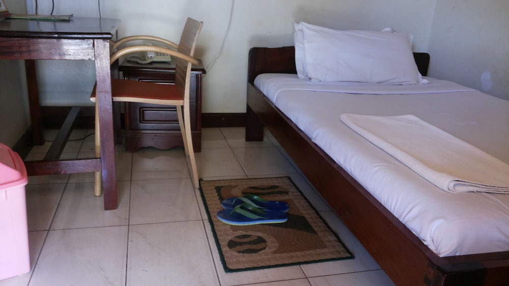 Double Room, Shared Bathroom photo 1