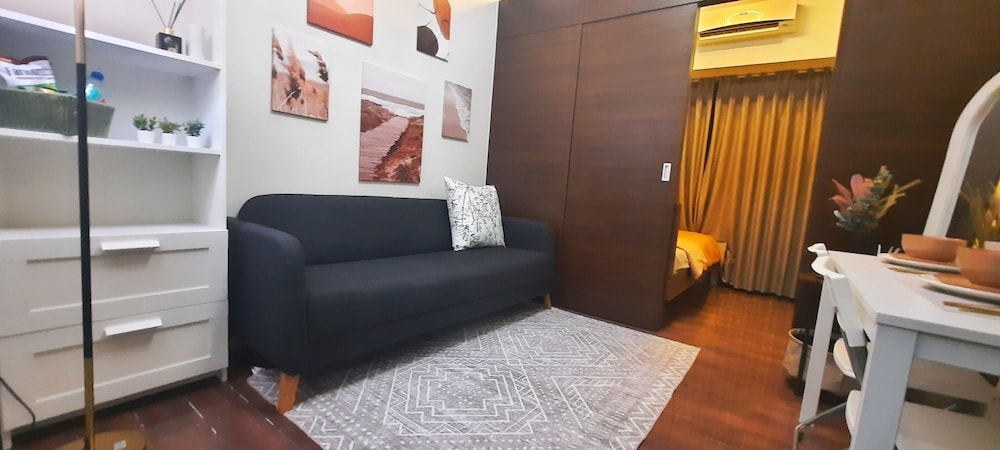 Comfort Condo, 1 Bedroom, Kitchen, City View photo 1