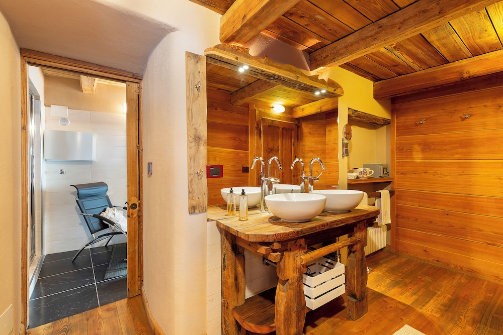 Suite with Turkish bath photo 3