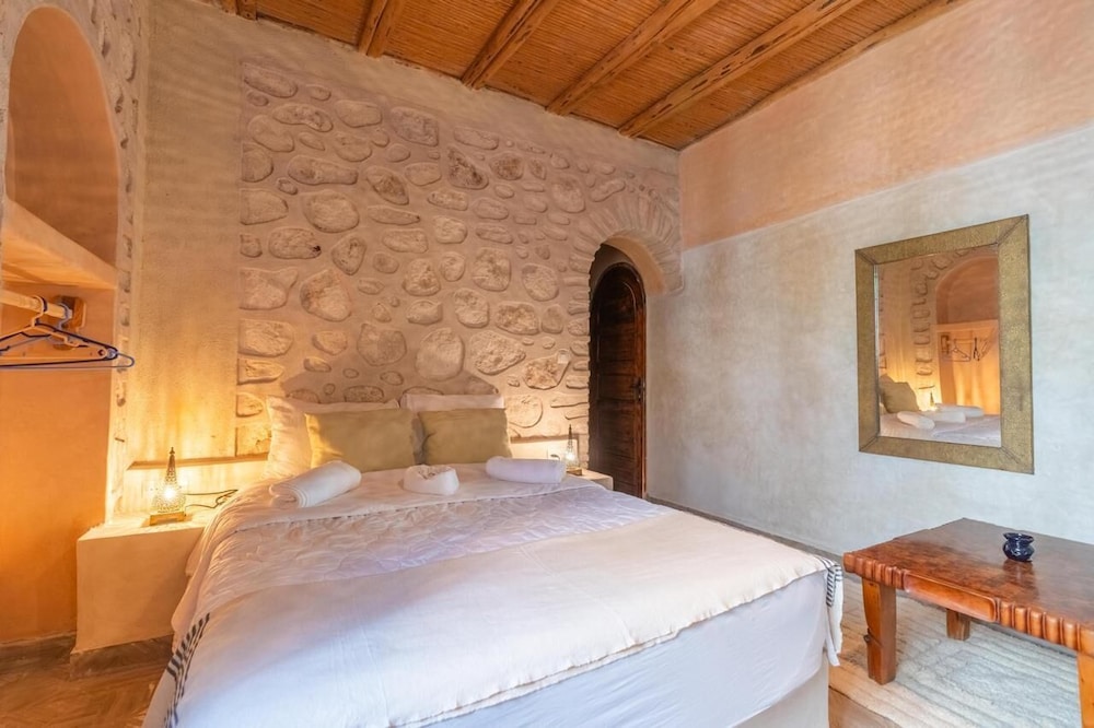 Classic Room, 1 Bedroom, Non Smoking, Garden View photo 2