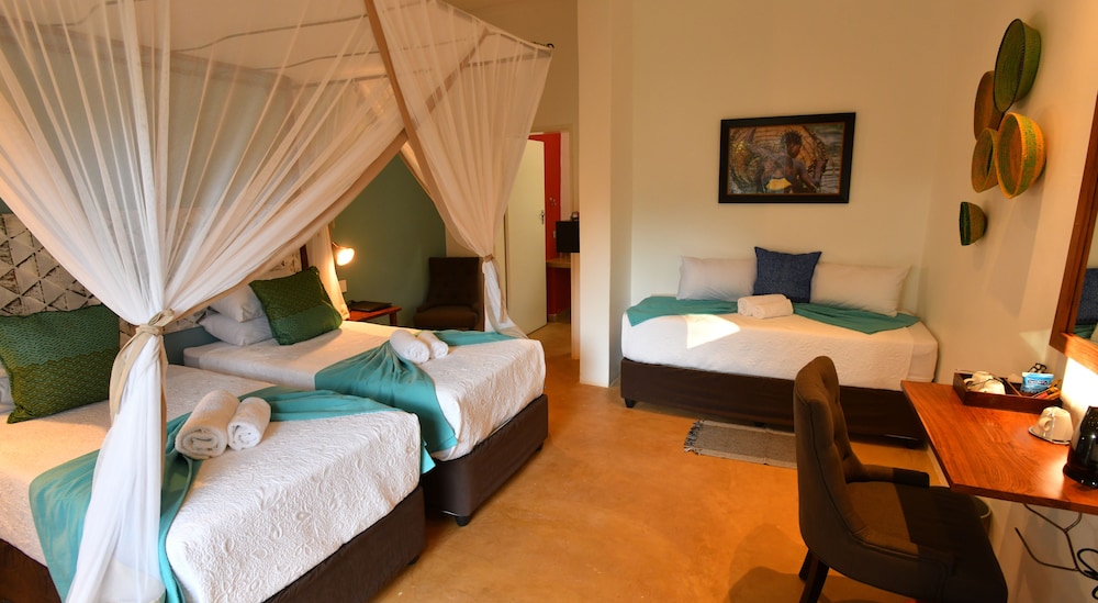 Deluxe Triple Room photo 3