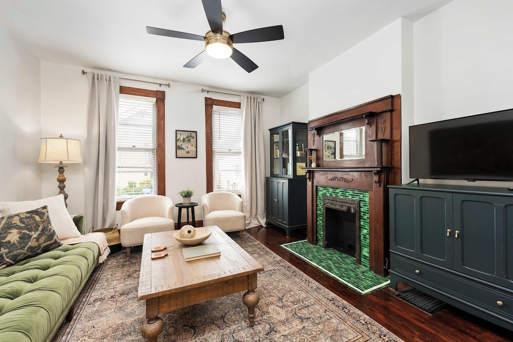 Townhome, 2 Queen Beds, Kitchen, Garden View (German Charm 2)