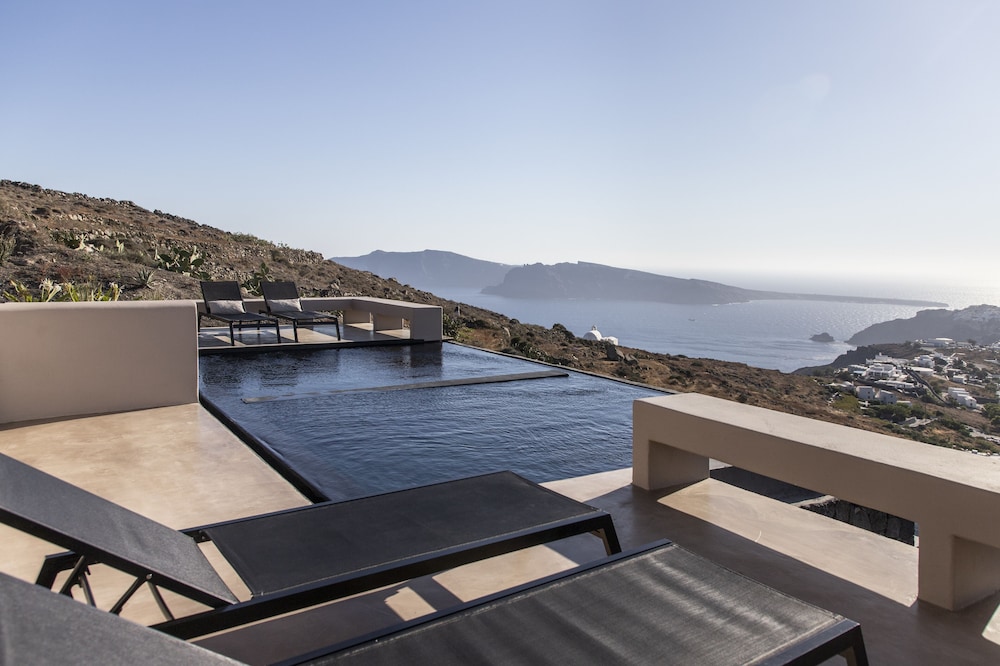 Rocky Room with Sea View and Independent Pool - Photo 10