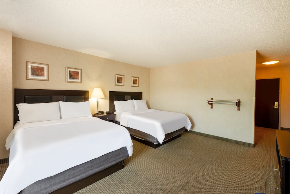 Standard Room, 2 Queen Beds, Accessible (Communications) - Photo 4