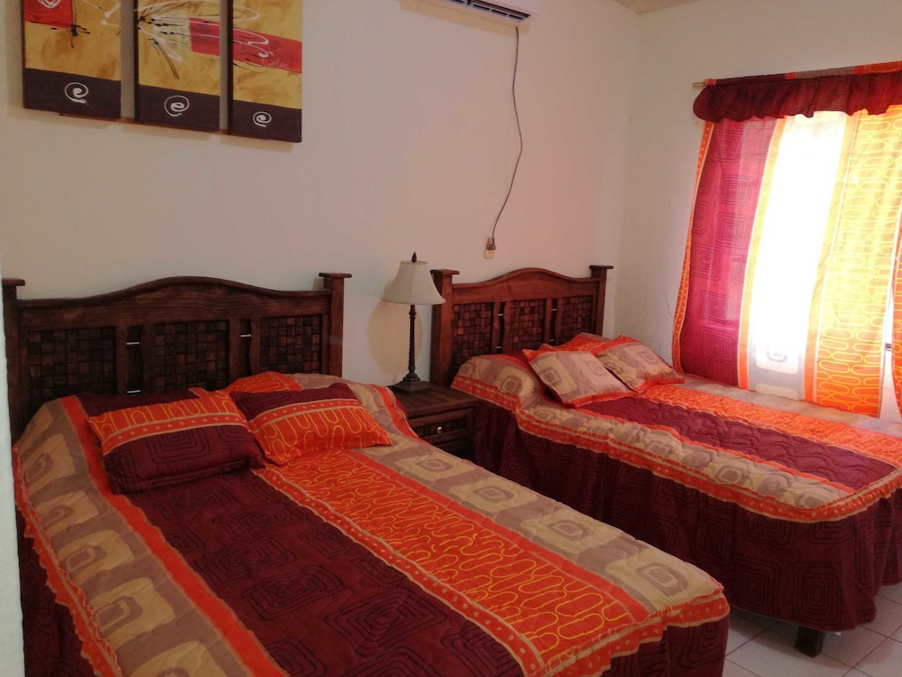 House, Multiple Beds, Non Smoking photo 3