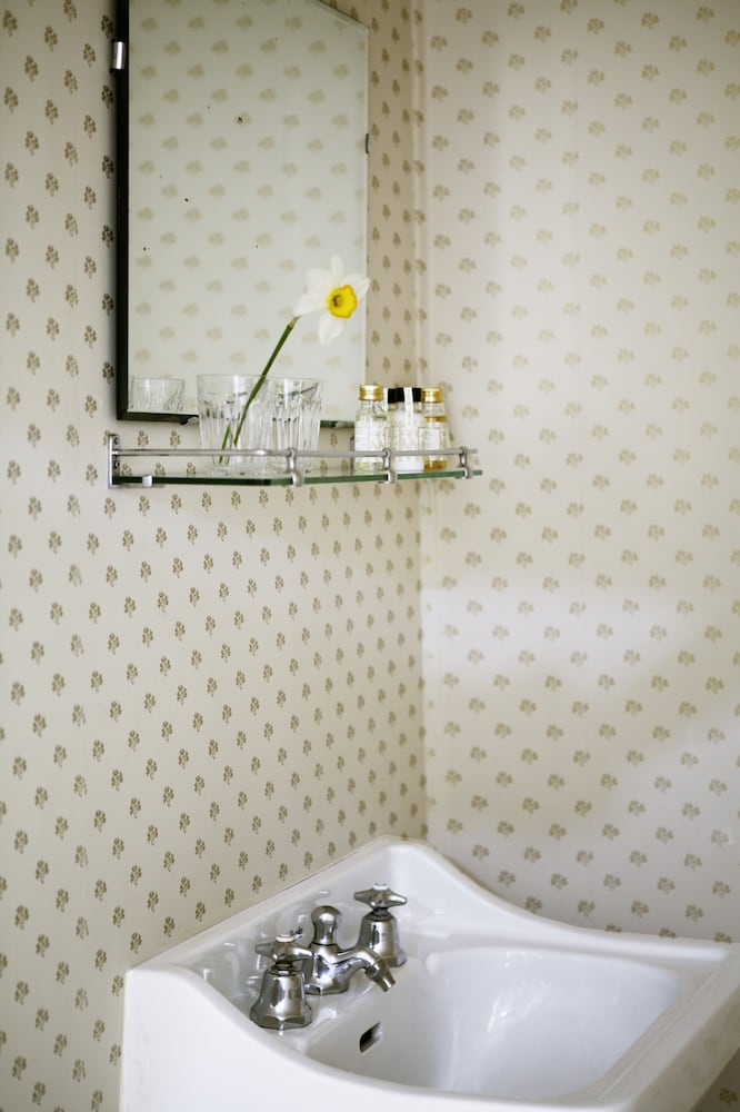 Standard Single Room photo 2