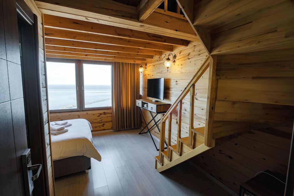 Duplex Family Room - Unique Sea View