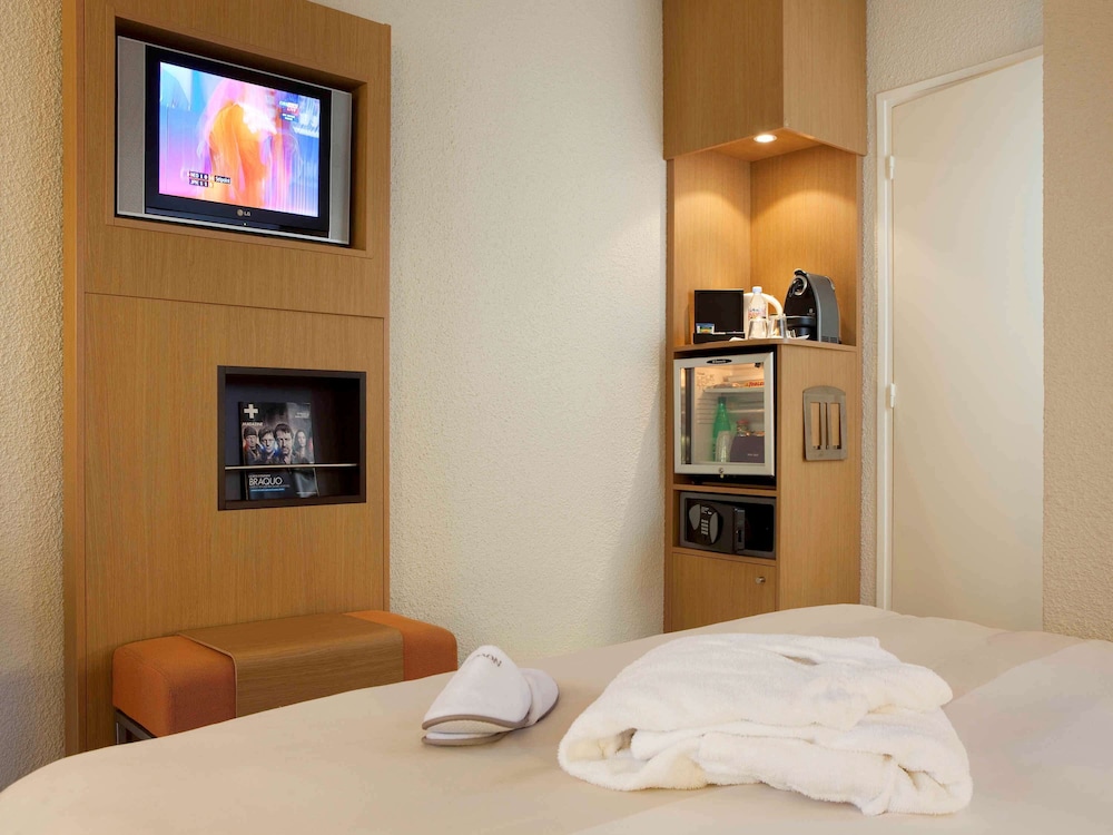 Executive Room, 1 Double Bed with Sofa bed photo 3