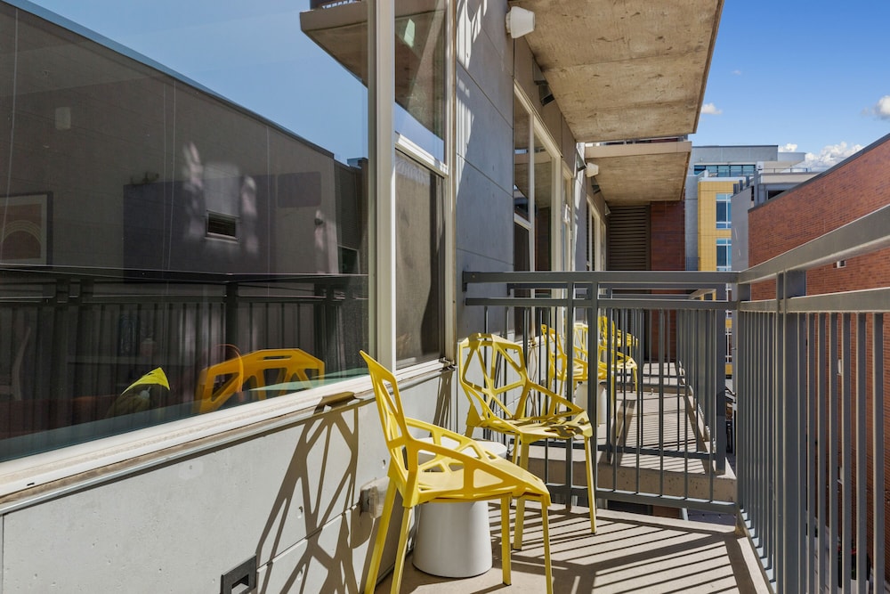 Classic Studio, Kitchen (Self Check-in with Virtual Front Desk) - Photo 11