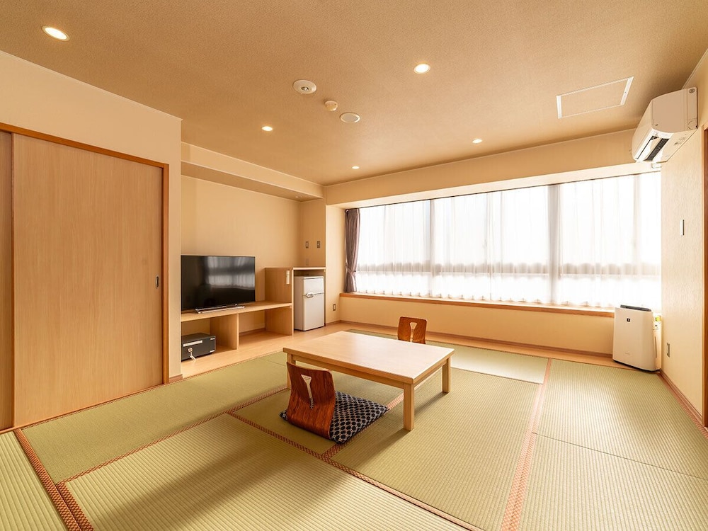 Standard Japanese-Style Room - Shower Only - Non-Smoking