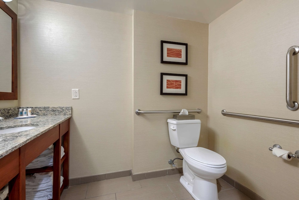 Suite, Multiple Beds, Accessible, Non Smoking (Upgrade) - Photo 7