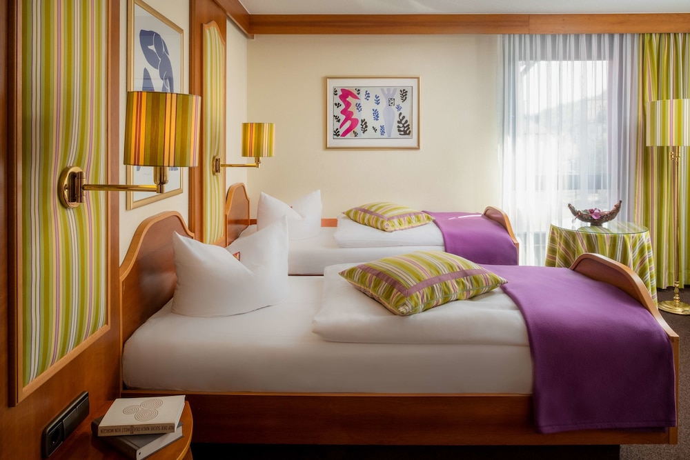 Classic Double or Twin Room photo 2