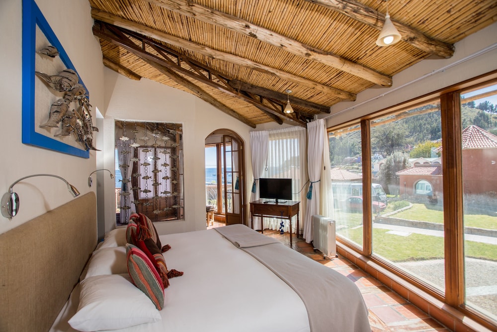 Exclusive Room, 1 King Bed photo 2