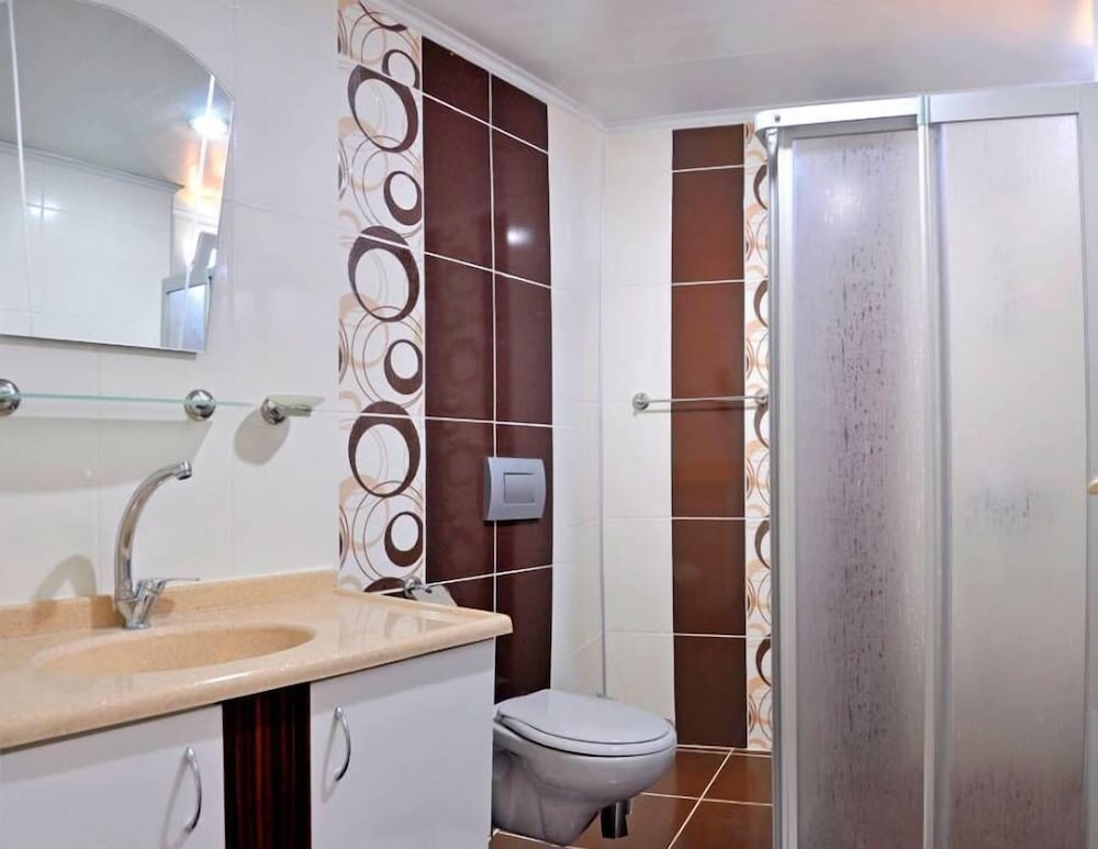 Standard Triple Room photo 2