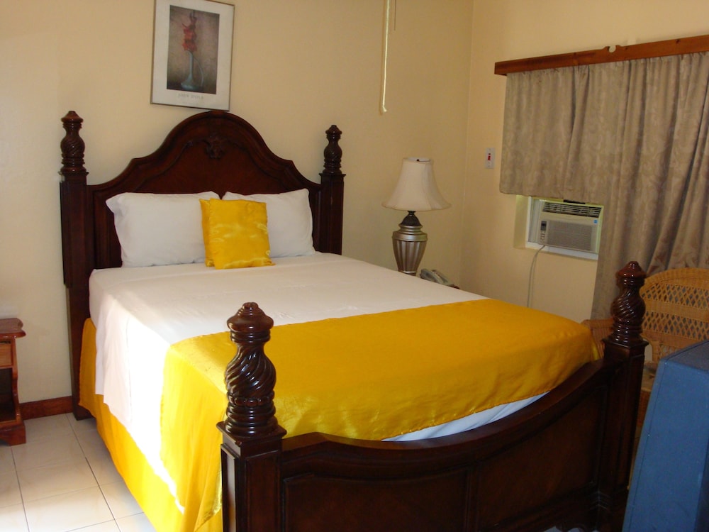 Superior Room, 1 Queen Bed, Balcony, Pool View