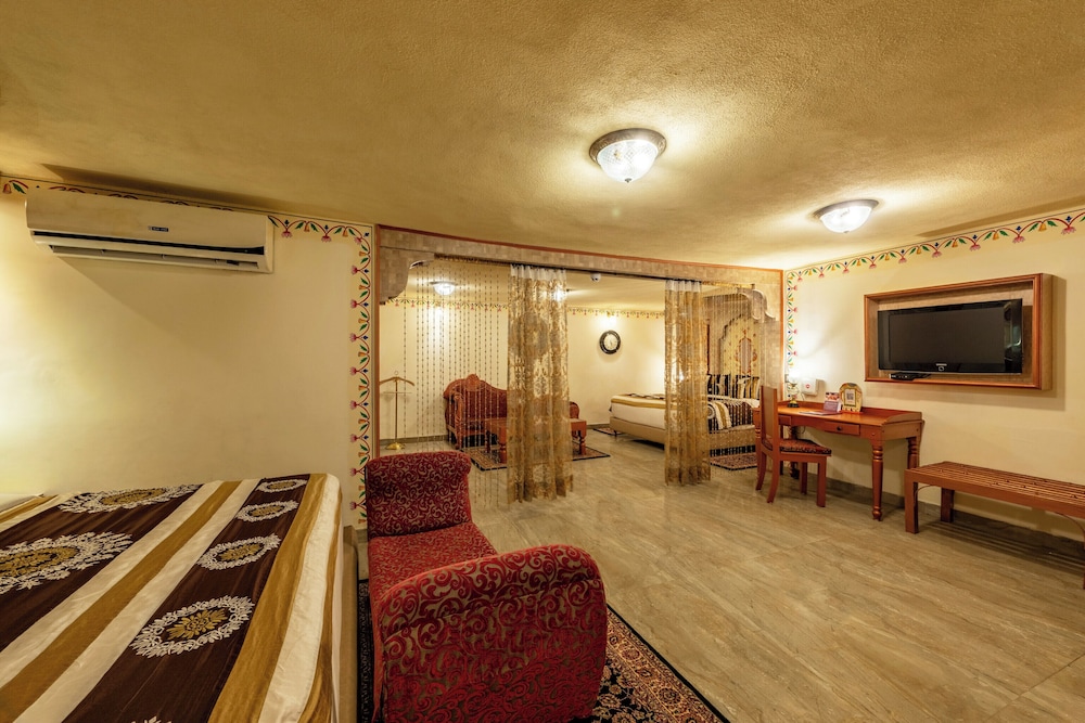 Family Royal Suite photo 3