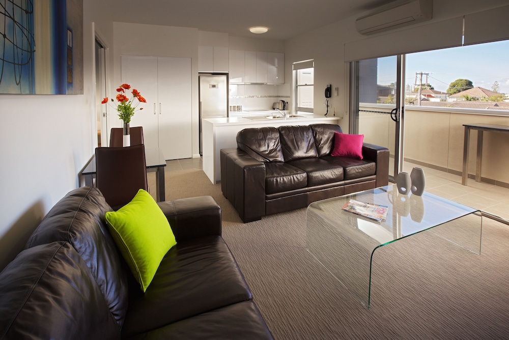 Standard Apartment, 1 Bedroom, Kitchen, City View photo 3