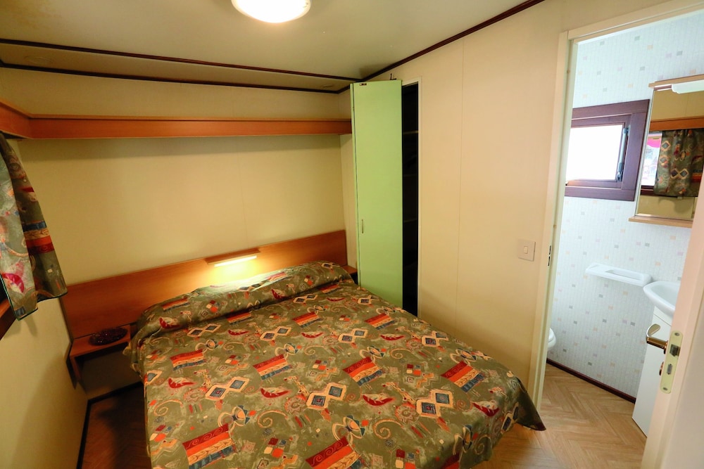 Elite Mobile Home (Maxi Caravan) photo 2