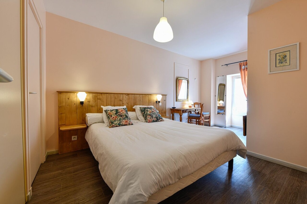 Classic Double Room photo 1