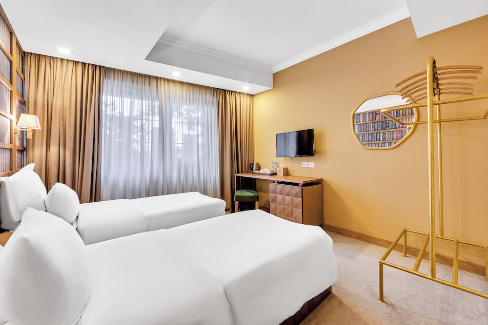Economy Twin Room (Ground floor) photo 2