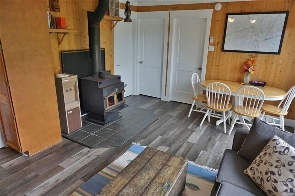 Cottage, 2 Bedrooms photo 3