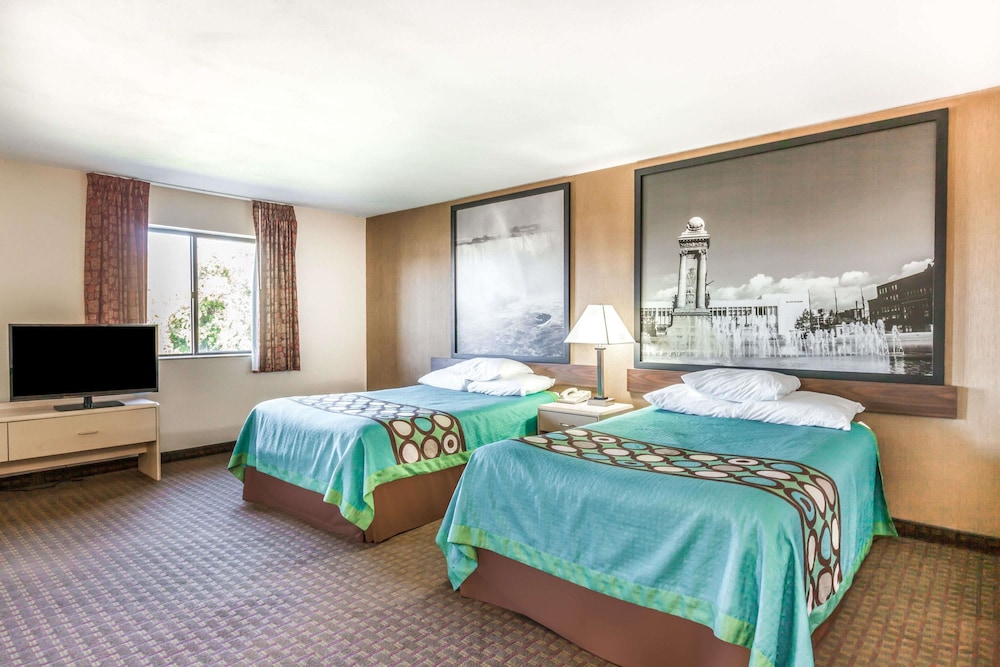 Studio Suite, Multiple Beds, Non Smoking - Photo 2
