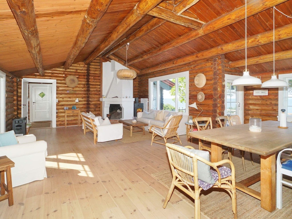 House photo 2