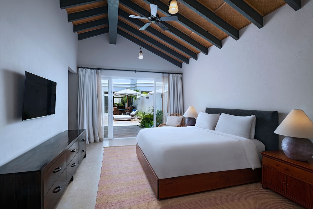 Three Bedroom Beachfront Villa