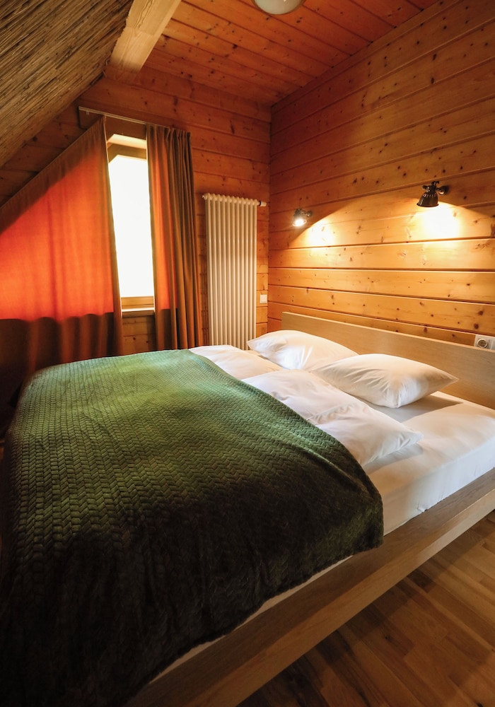Family Cabin photo 1