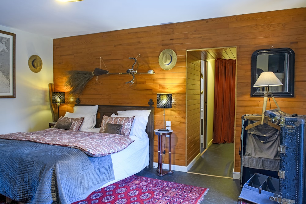Deluxe Double or Twin Room photo 2
