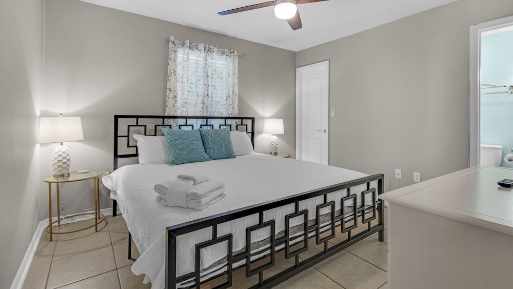 Condo, Multiple Beds, Patio, Garden View (Beachside Villas 513) photo 3