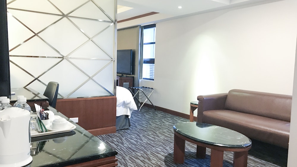 Family Suite, 2 Double Beds - Photo 3