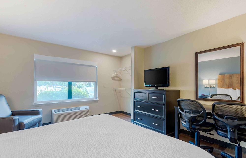 Studio, 1 Queen Bed, Non Smoking - Photo 4