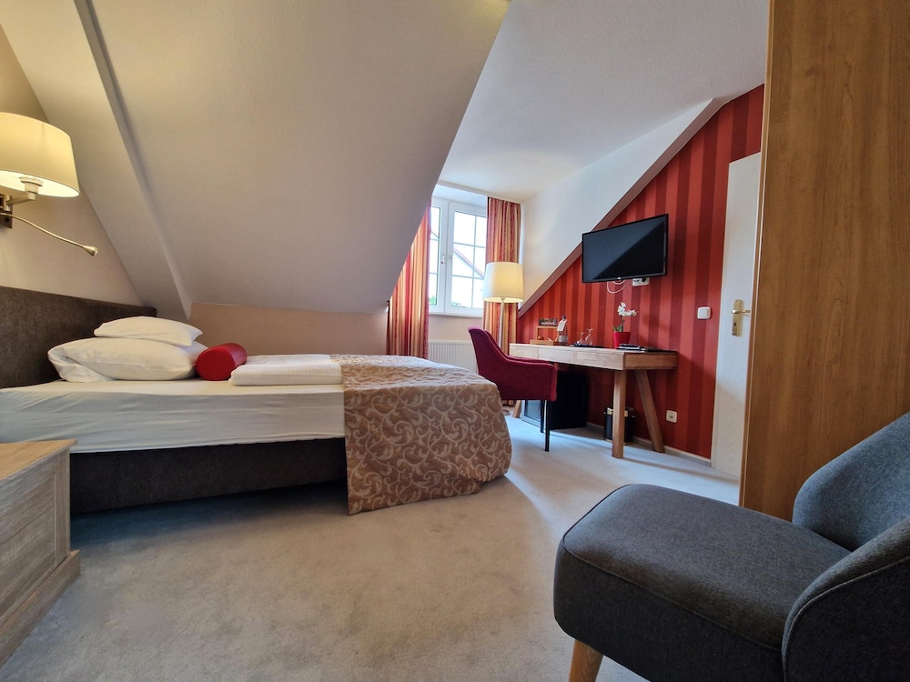 Classic Single Room