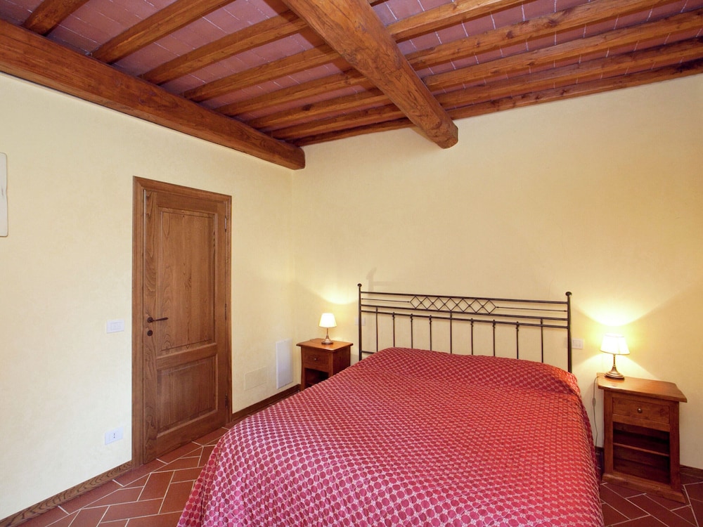 Classic House, 2 Bedrooms photo 1