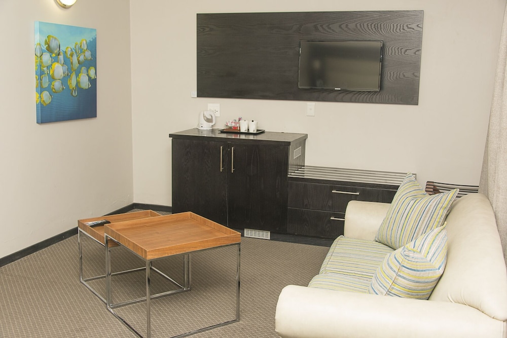 Superior Room, 1 King Bed with Sofa bed - Photo 6