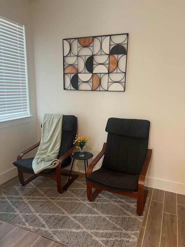 The Clement Chateau - Brand New Home, Billede 19