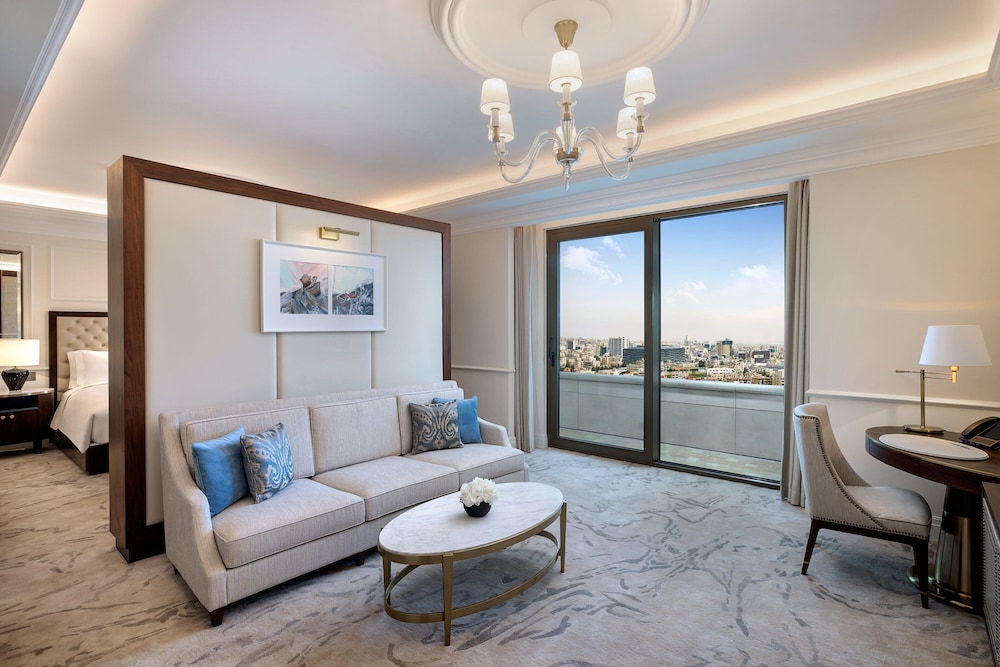 Suite, 1 King Bed, City View - Photo 6