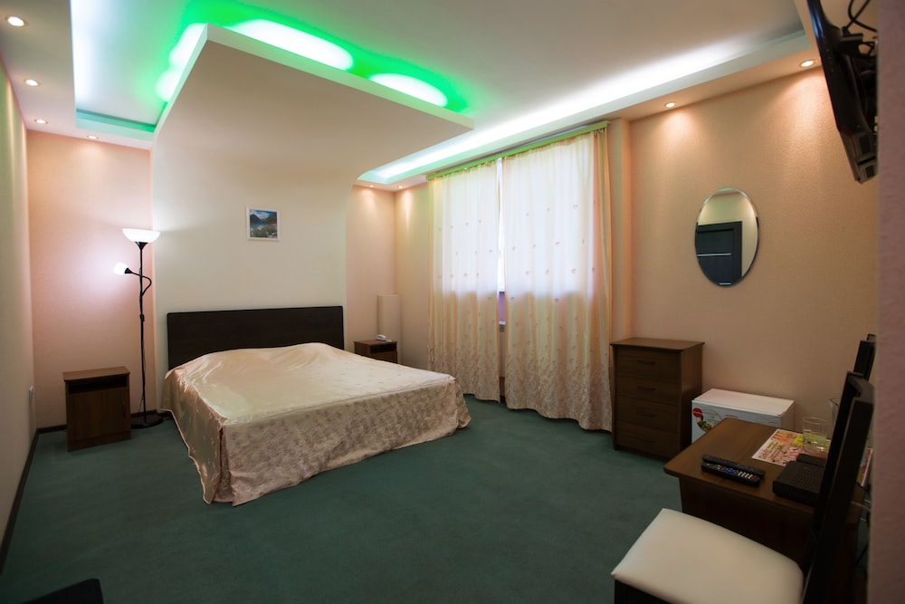 Standard Double Room photo 3