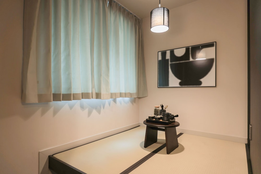 Spa Studio Suite photo 2