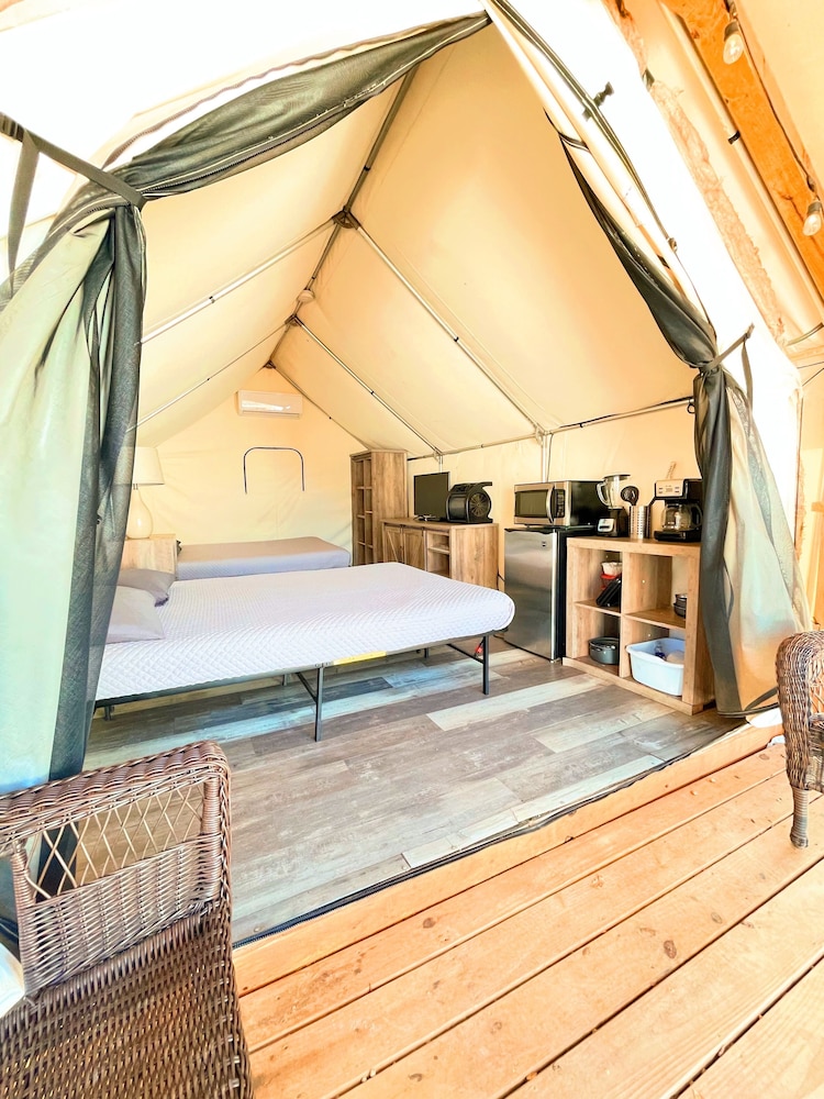 Standard Cabin photo 3