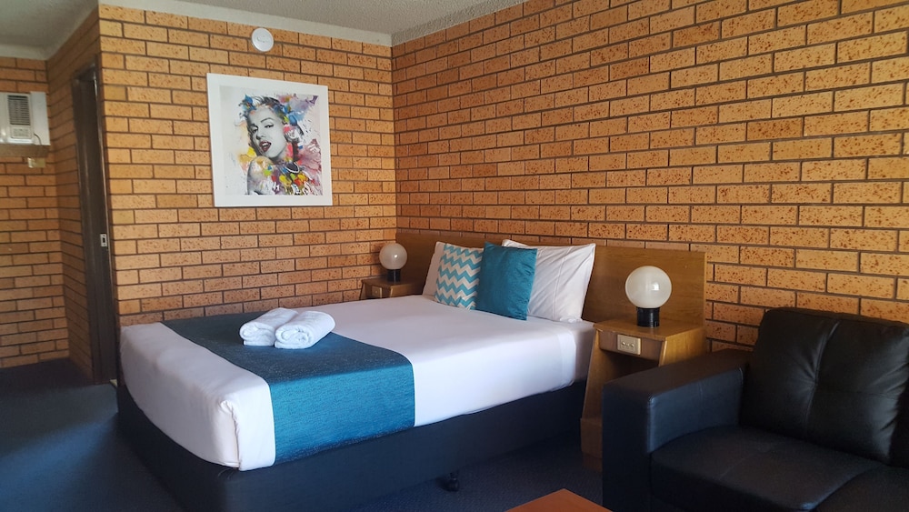 Deluxe Double Room, 1 Queen Bed photo 1
