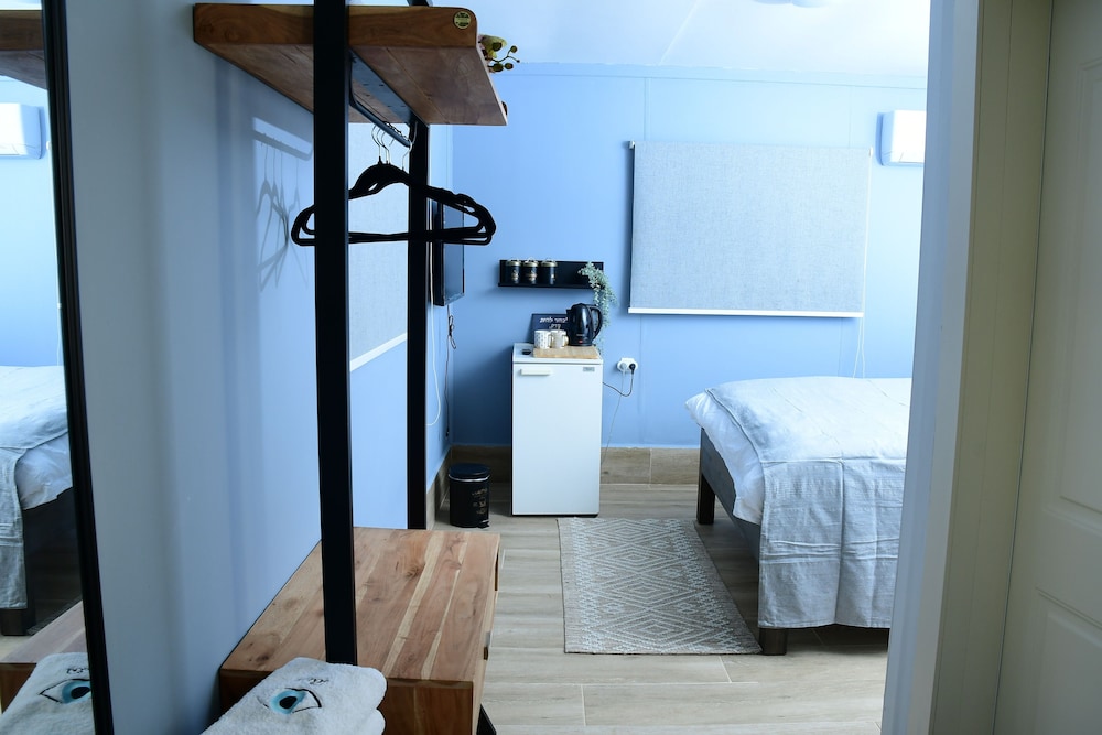 Room photo 2