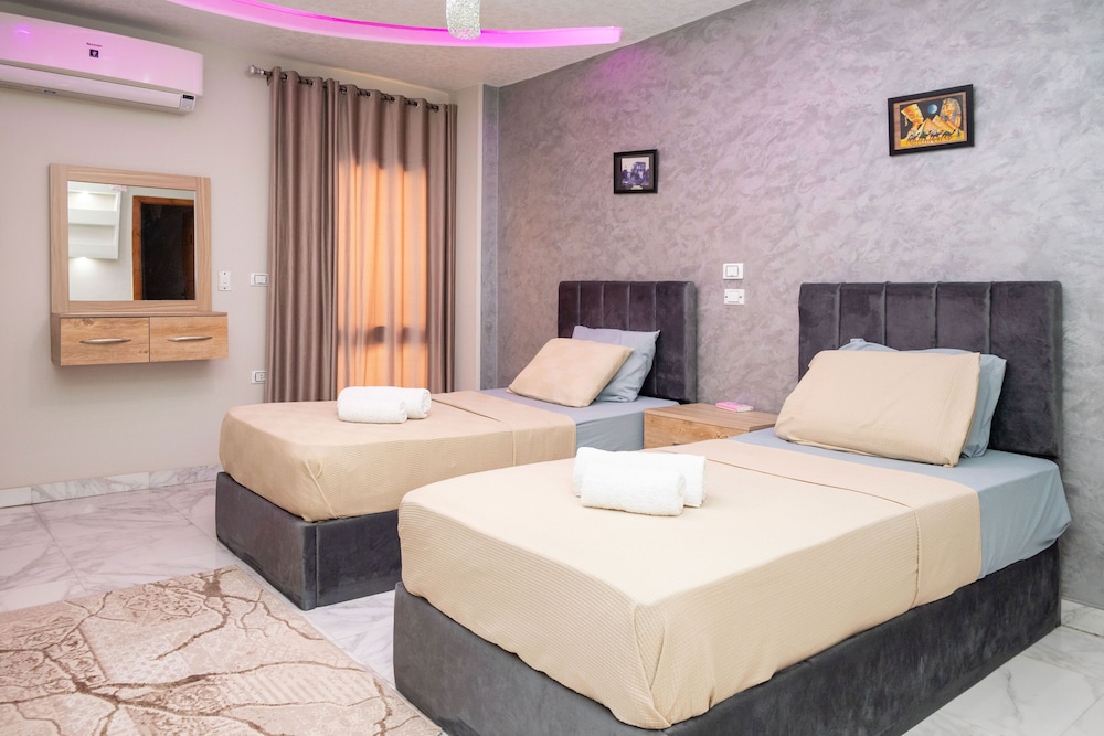 Signature Double or Twin Room photo 3