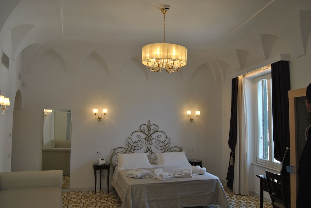 Exclusive Suite, City View photo 3